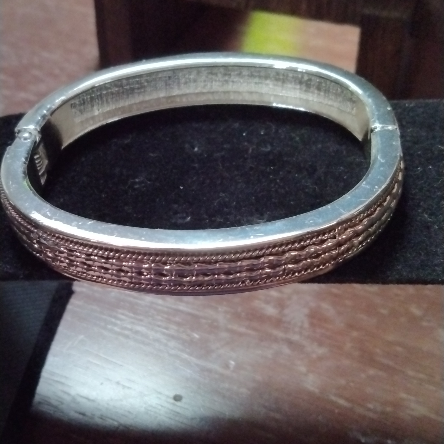 Silver Tone Bracelet Silver Tone Bracelet